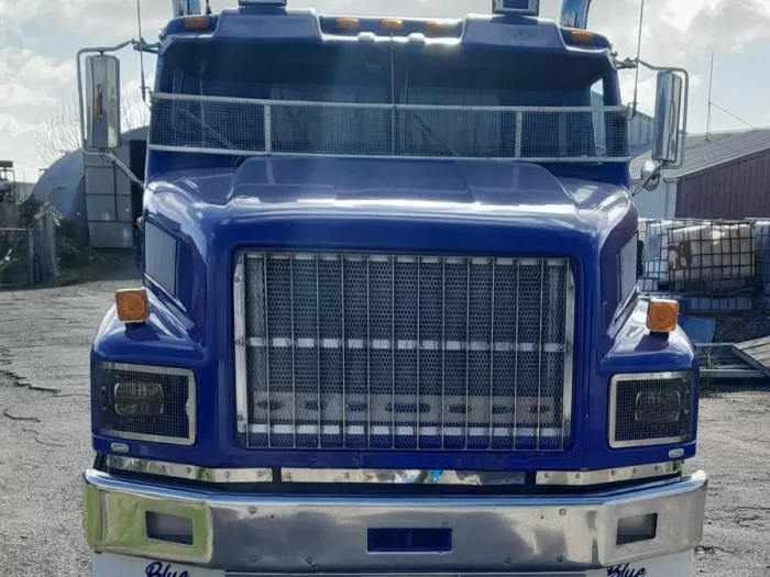 Fully Restored International S3600 – Now For Sale
