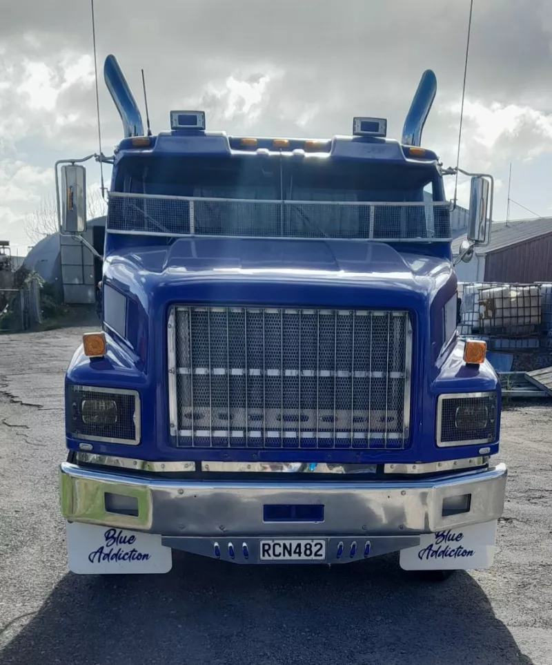 Fully Restored International S3600 – Now For Sale