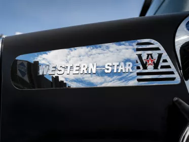 Stainless Steel Badge Backing Logo Pair To Suit Western Star